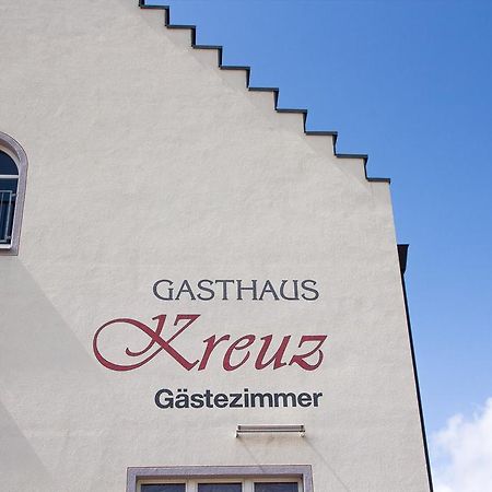 Gasthaus Kreuz Hotel Uehlingen-Birkendorf Exterior photo